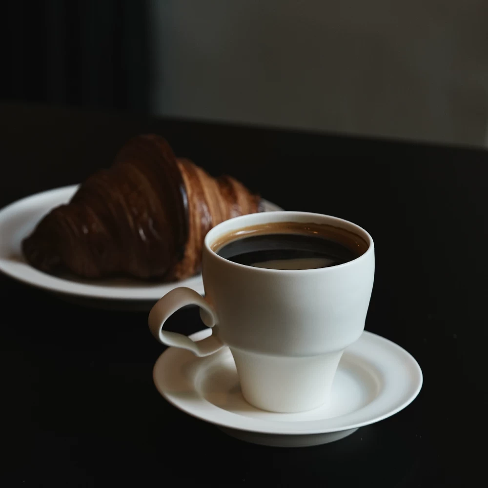 Fold-Waist Coffee Cup